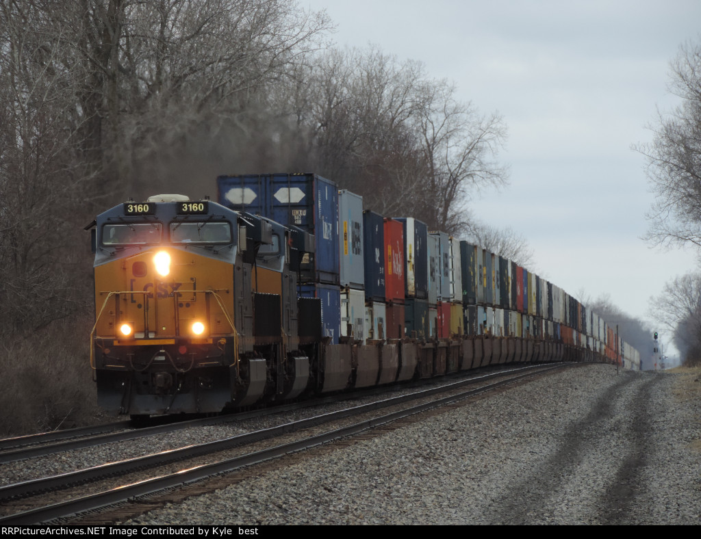 CSX 3160 on I004